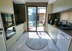  Таунхаус планування 3 + 1 в районі Кемер-Анталія 