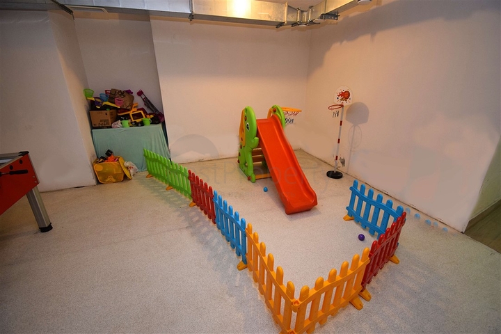 Квартира планування 2 + 1 в мікрорайоні Ерменек - Анталія 