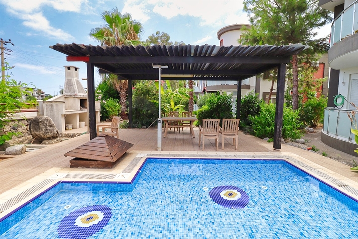 Квартира планування 3 + 2 дуплекс в районі Кемер-Анталія 