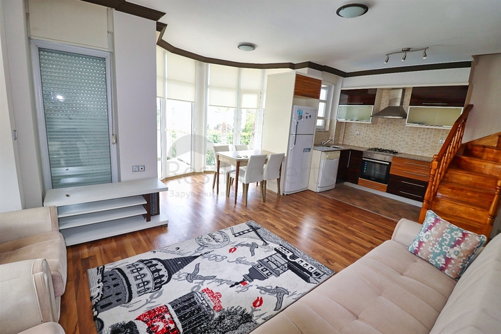 Квартира планування 3 + 2 дуплекс в районі Кемер-Анталія 