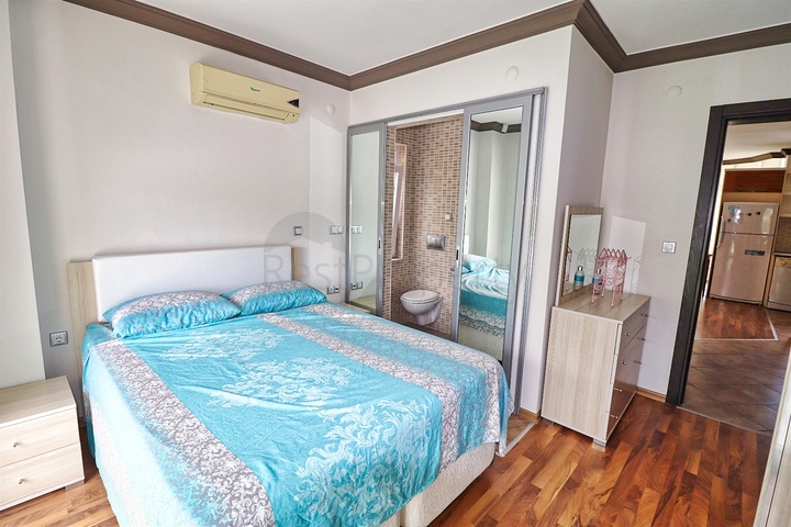 Квартира планування 3 + 2 дуплекс в районі Кемер-Анталія 