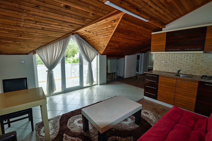 Квартира планування 3 + 2 дуплекс в районі Кемер-Анталія 