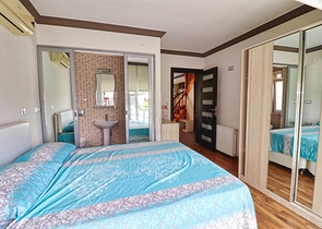 Квартира планування 3 + 2 дуплекс в районі Кемер-Анталія 