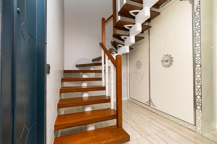 Вілла планування 5 + 1 в мікрорайоні Гюзельоба - Анталія 