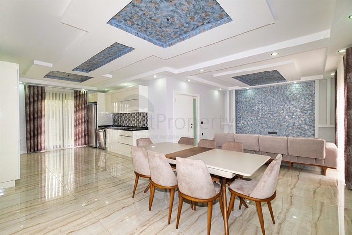 Вілла планування 5 + 1 в мікрорайоні Гюзельоба - Анталія 