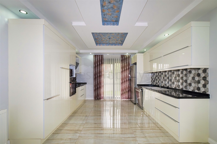 Вілла планування 5 + 1 в мікрорайоні Гюзельоба - Анталія 