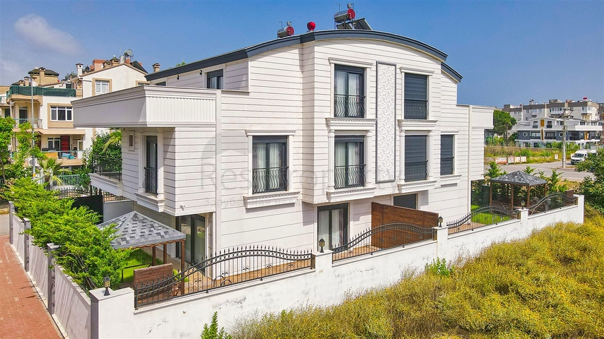 Вілла планування 5 + 1 в мікрорайоні Гюзельоба - Анталія 