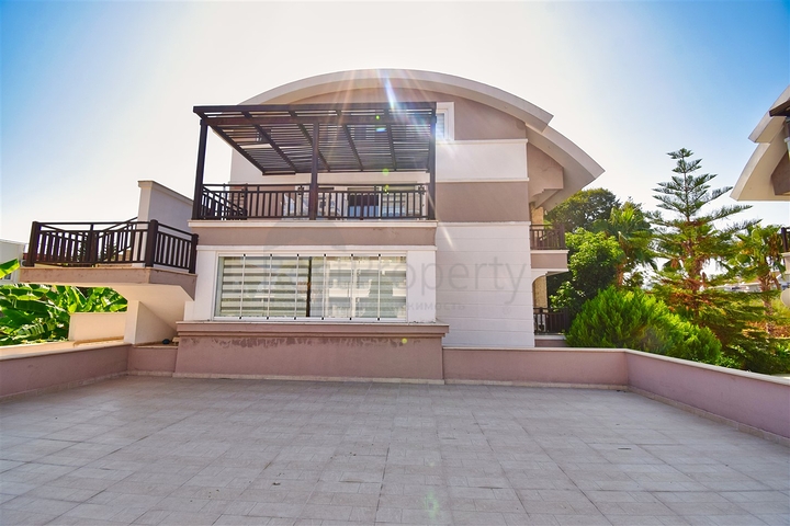 Квартира планування 3 + 1 в районі Кемер - Анталія 