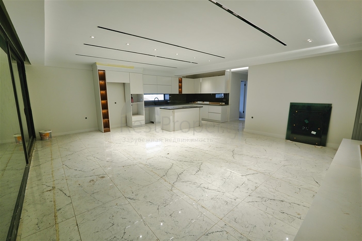 Вілла планування 4 + 1 в районі Кемер - Анталія 