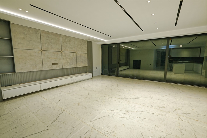 Вілла планування 4 + 1 в районі Кемер - Анталія 