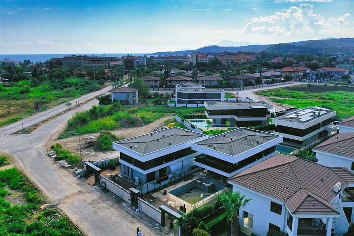 Вілла планування 4 + 1 в районі Кемер - Анталія 