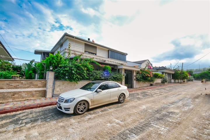 Вілла планування 3 + 2 в районі Кемер-Анталія 