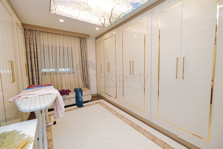 Вілла планування 3 + 2 в районі Кемер-Анталія 