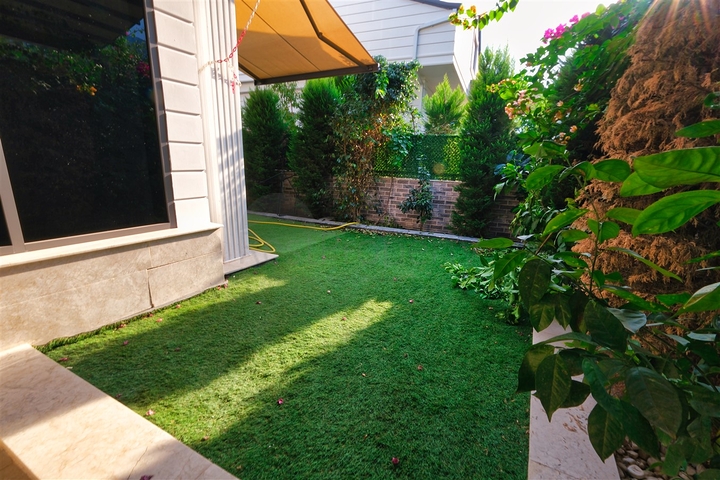 Вілла планування 3 + 2 в районі Кемер-Анталія 