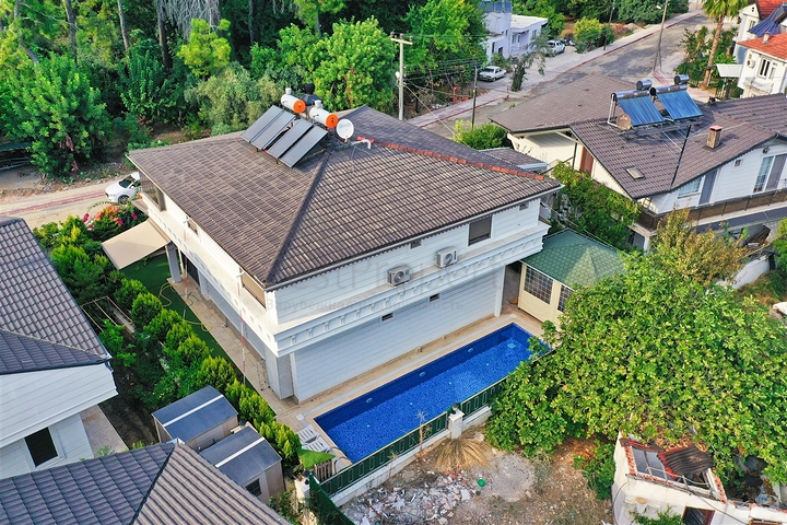 Вілла планування 3 + 2 в районі Кемер-Анталія 