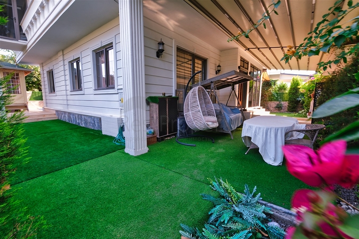 Вілла планування 3 + 2 в районі Кемер-Анталія 