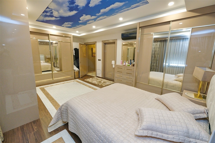 Вілла планування 3 + 2 в районі Кемер-Анталія 