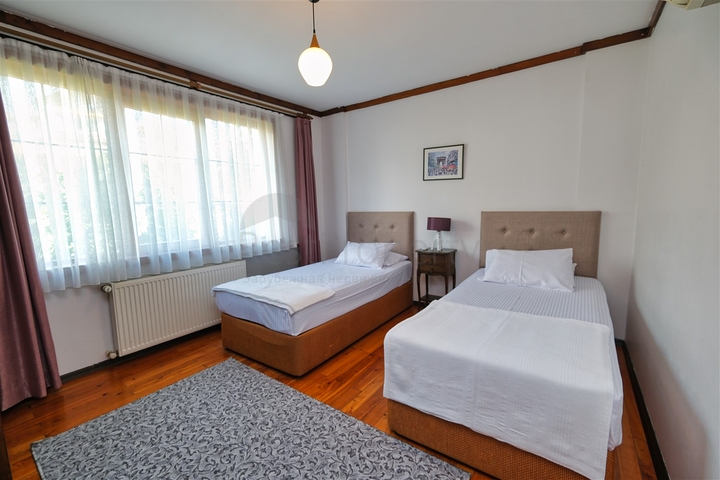 Вілла планування 6 + 1 в районі Кемер - Анталія 