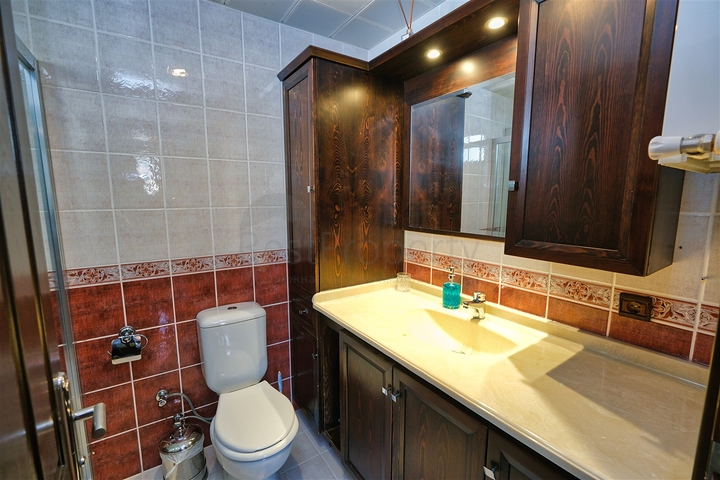 Вілла планування 6 + 1 в районі Кемер - Анталія 