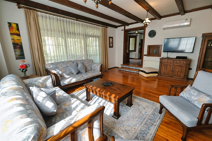 Вілла планування 6 + 1 в районі Кемер - Анталія 