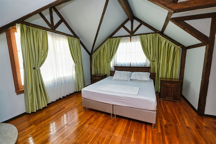 Вілла планування 6 + 1 в районі Кемер - Анталія 