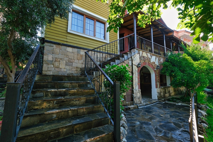 Вілла планування 6 + 1 в районі Кемер - Анталія 