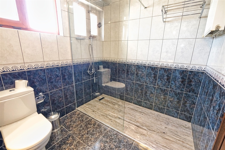 Вілла планування 6 + 1 в районі Кемер - Анталія 