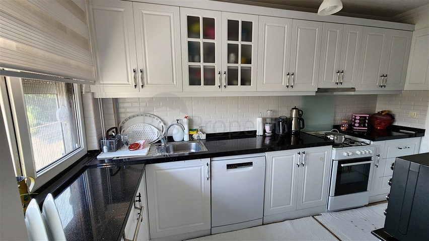 Квартира планування 3 + 1 в мікрорайоні Гюзельбаг - Анталія 