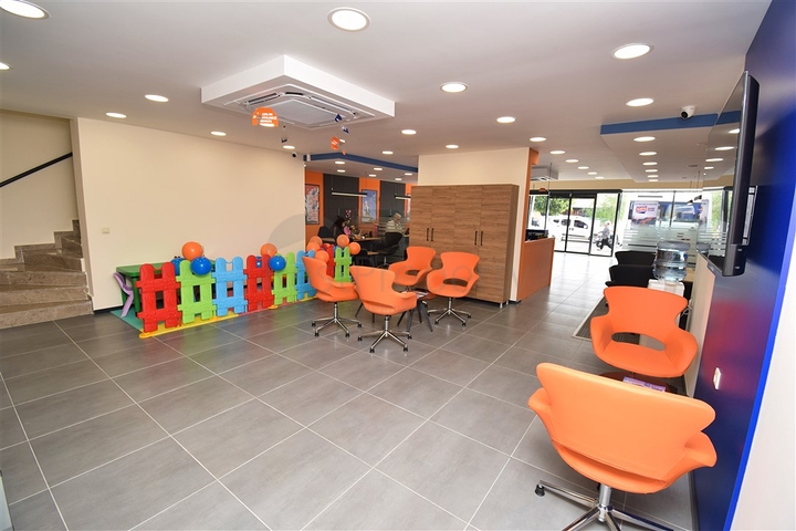 На продаж виставлений Комерційний об'єкт в районі Кепез-Анталія 