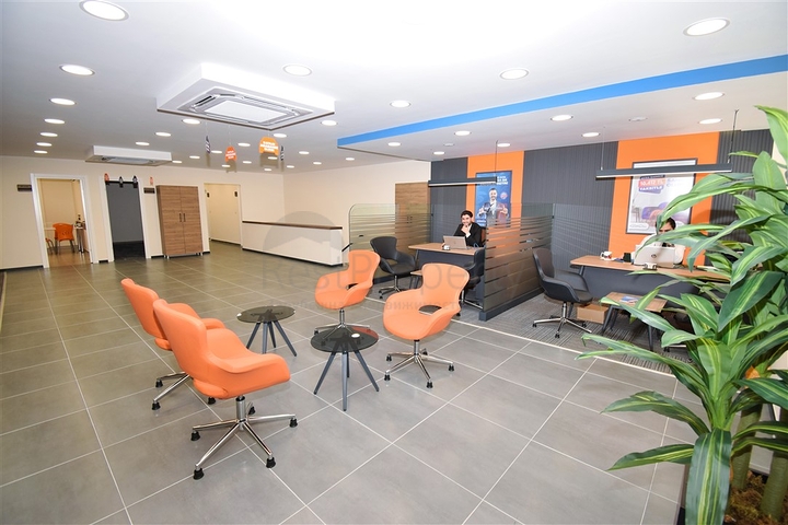 На продаж виставлений Комерційний об'єкт в районі Кепез-Анталія 