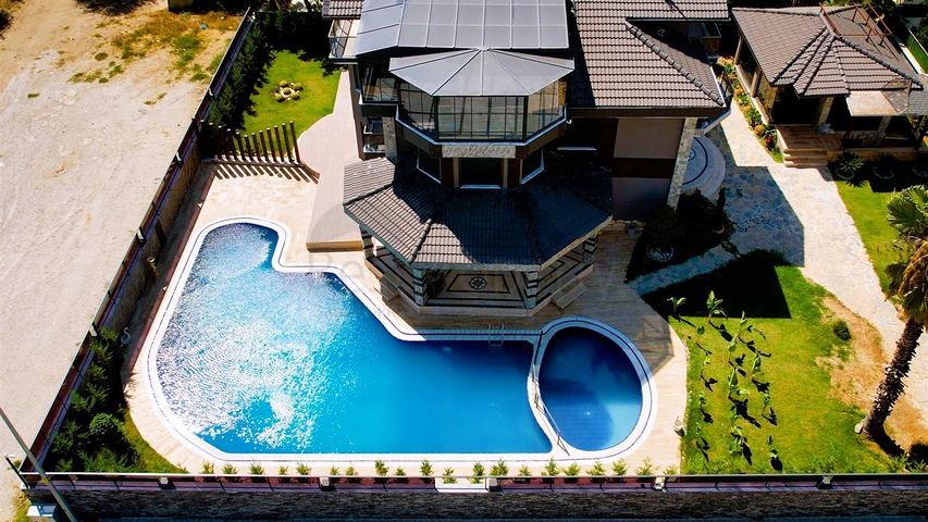 Вілла планування 7 + 1 в районі Белек - Анталія 