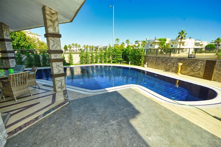 Вілла планування 7 + 1 в районі Белек - Анталія 