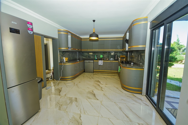 Вілла планування 7 + 1 в районі Белек - Анталія 