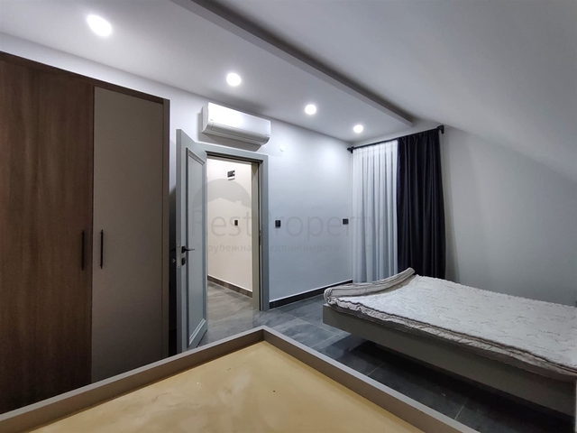 Вілла планування 4 + 1 в мікрорайоні Кадріє - Анталія 