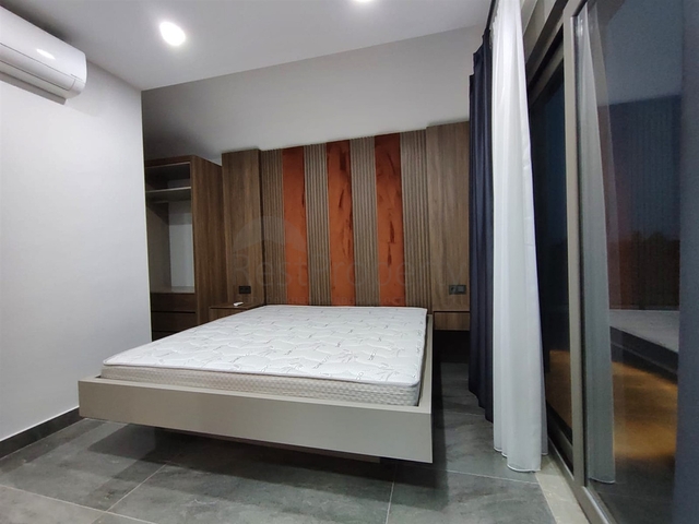 Вілла планування 4 + 1 в мікрорайоні Кадріє - Анталія 