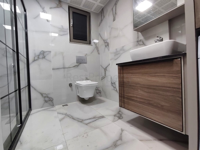 Вілла планування 4 + 1 в мікрорайоні Кадріє - Анталія 