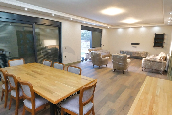 Вілла планування 7 + 1 в мікрорайоні Айдинлик - Анталія 