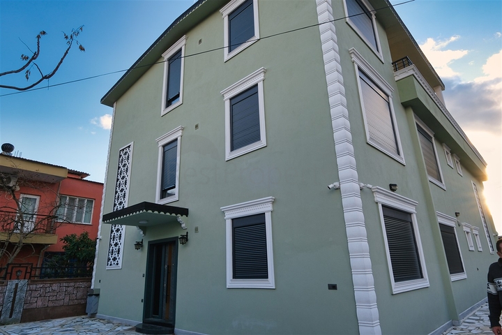 Вілла планування 7 + 1 в мікрорайоні Айдинлик - Анталія 