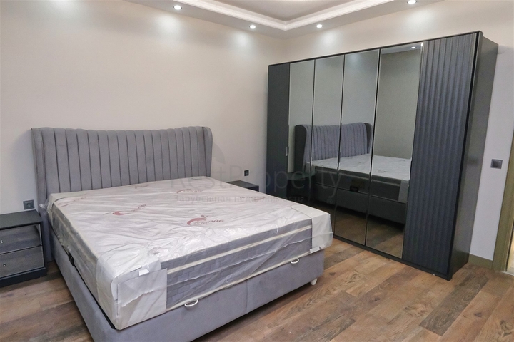 Вілла планування 7 + 1 в мікрорайоні Айдинлик - Анталія 