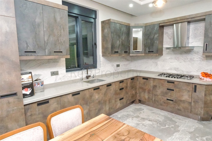 Вілла планування 7 + 1 в мікрорайоні Айдинлик - Анталія 