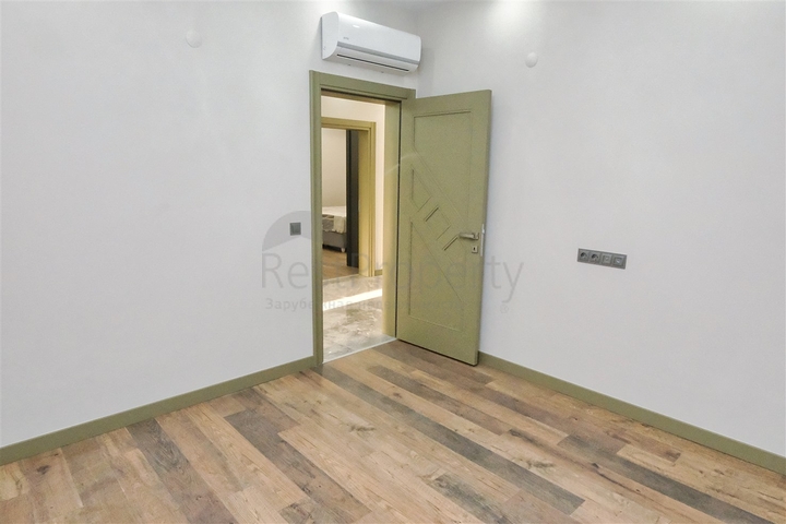 Вілла планування 7 + 1 в мікрорайоні Айдинлик - Анталія 