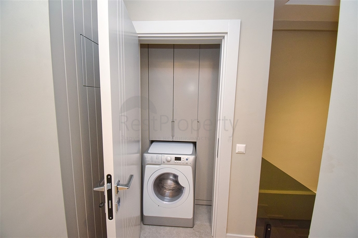 Вілла планування 4 + 1 в районі Кемер - Анталія 