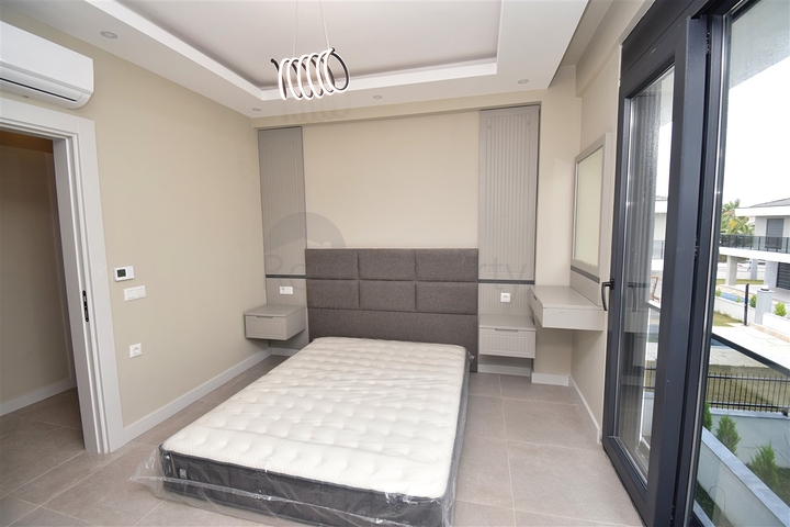 Вілла планування 4 + 1 в районі Кемер - Анталія 