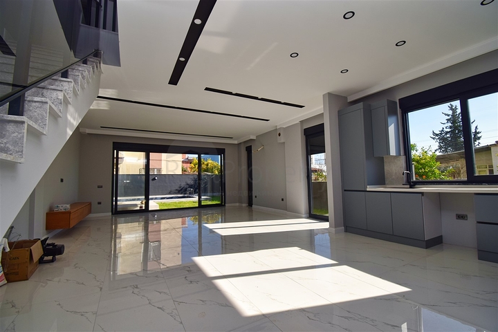 Вілла планування 3 + 1 в мікрорайоні Ерменек - Анталія 