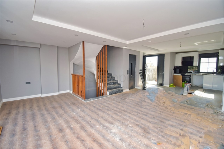 Інвестиційний проект вілли планування 5 + 1 в мікрорайоні Ерменек - Анталія 