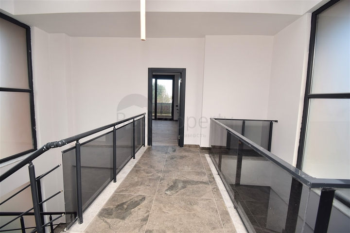 Вілла планування 4 + 1 в мікрорайоні Ерменек - Анталія 