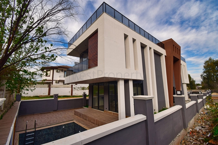 Вілла планування 4 + 1 в мікрорайоні Ерменек - Анталія 