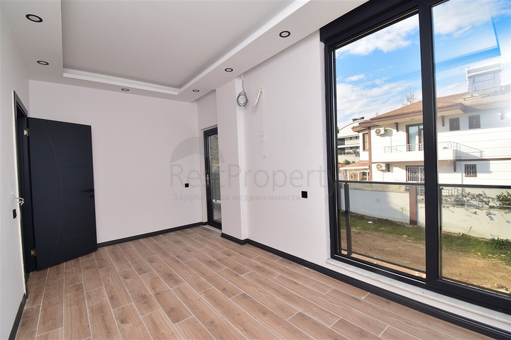 Вілла планування 4 + 1 в мікрорайоні Ерменек - Анталія 