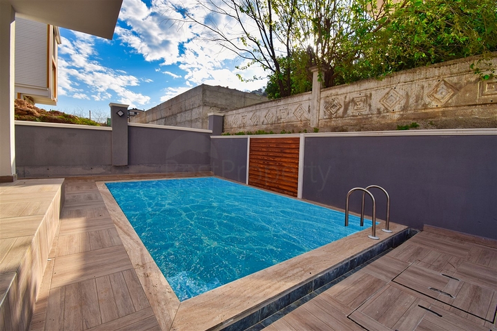 Вілла планування 4 + 1 в мікрорайоні Ерменек - Анталія 