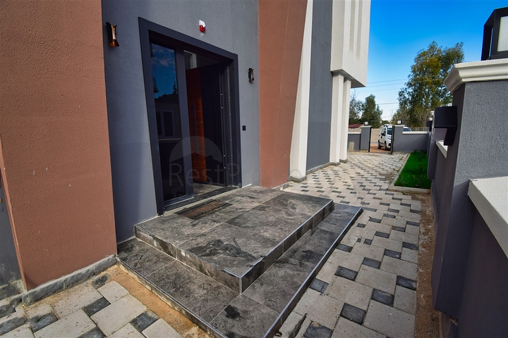 Вілла планування 4 + 1 в мікрорайоні Ерменек - Анталія 